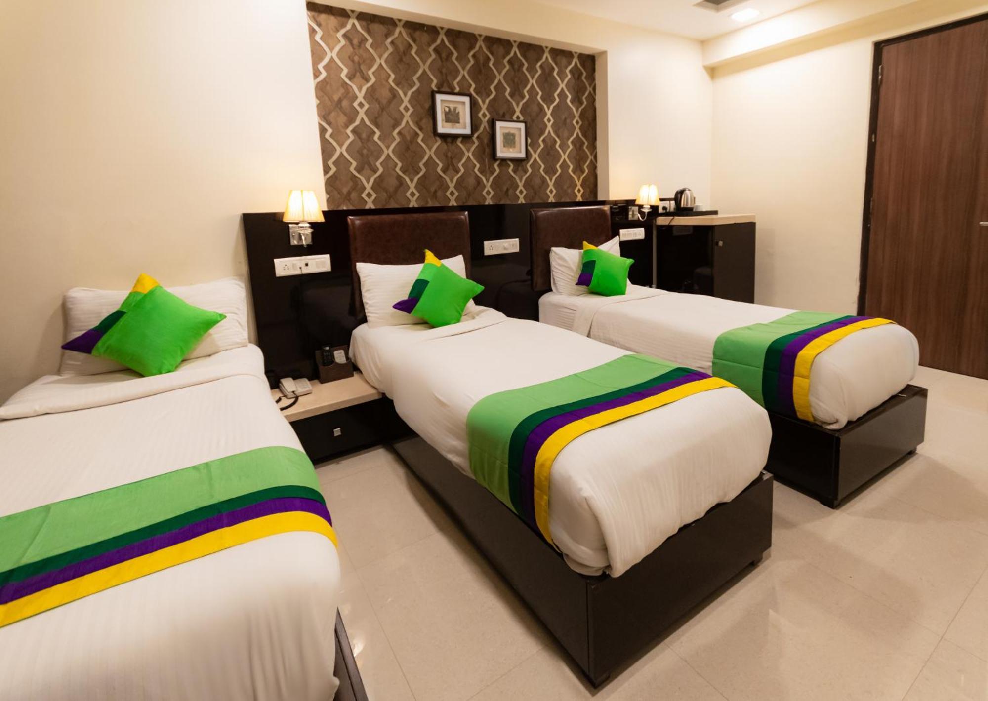 Hotel Laaiba Residency Family&Corporate Stays, Jogeshwari West Mumbai Exterior foto