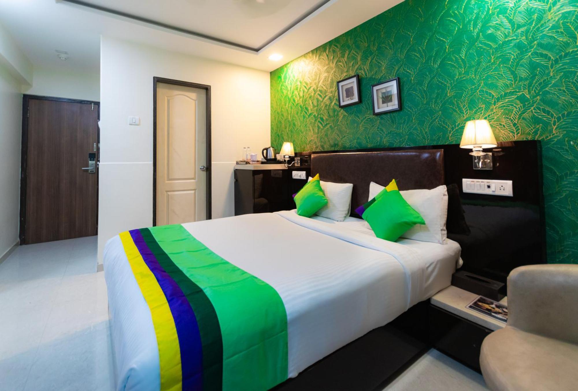 Hotel Laaiba Residency Family&Corporate Stays, Jogeshwari West Mumbai Exterior foto