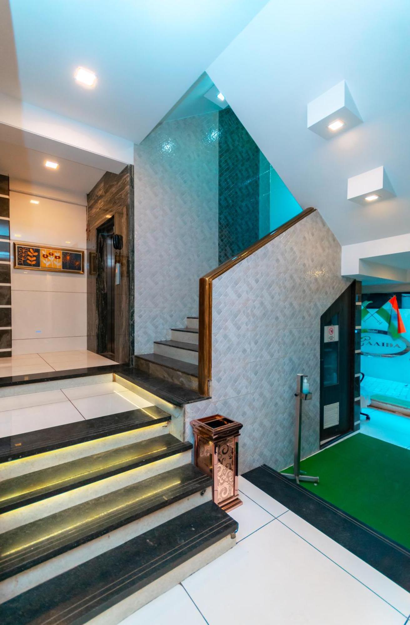 Hotel Laaiba Residency Family&Corporate Stays, Jogeshwari West Mumbai Exterior foto